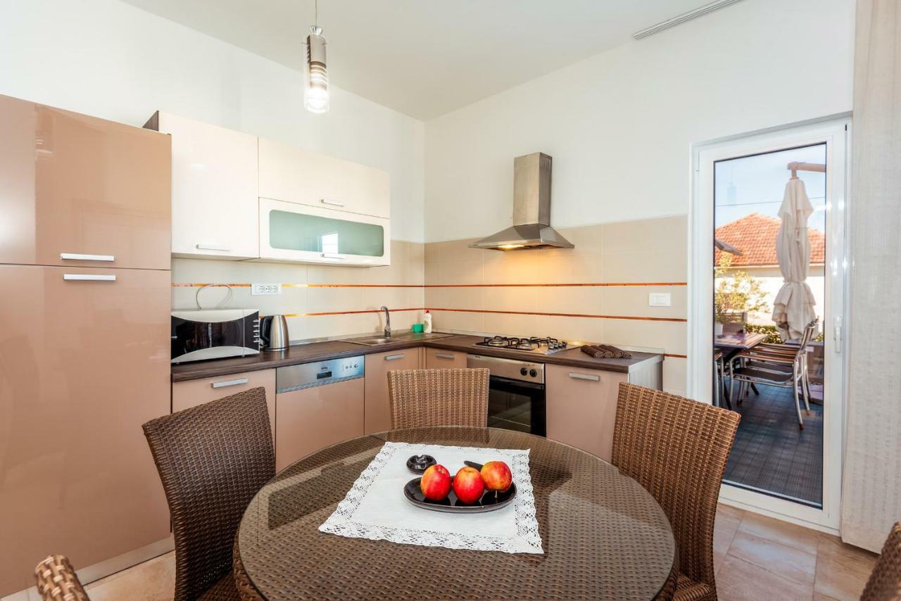 Apartmani Gelo Klek Eksteriør billede